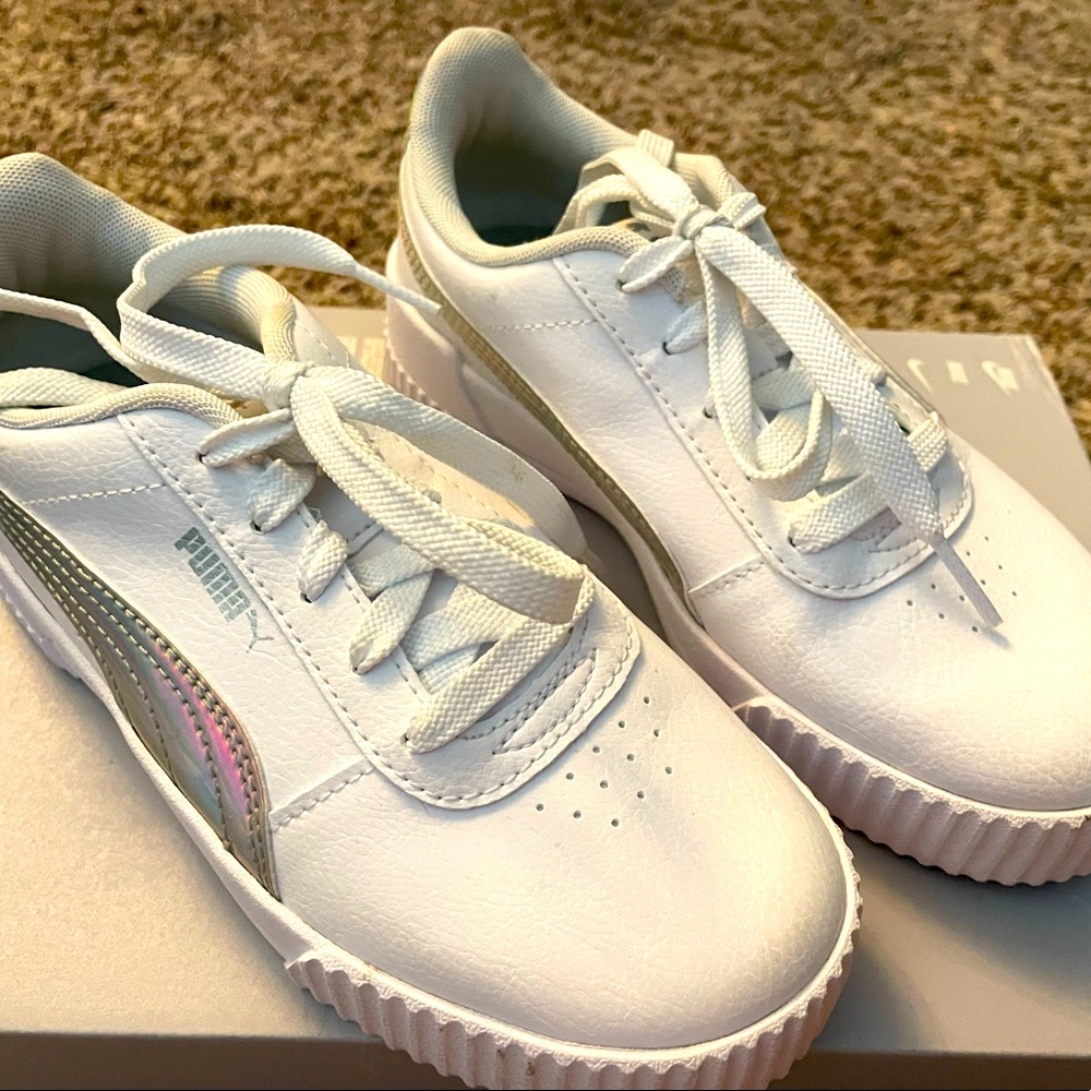 PUMA Kids Carina Prismatic Sneakers.